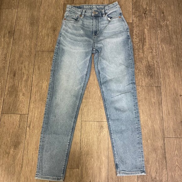 American Eagle Stretch Womens Mom Jean Size 0 Regular Med Wash - Picture 1 of 8